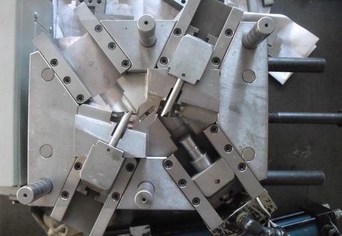 注塑模具加工定制的優(yōu)勢(shì)有哪些